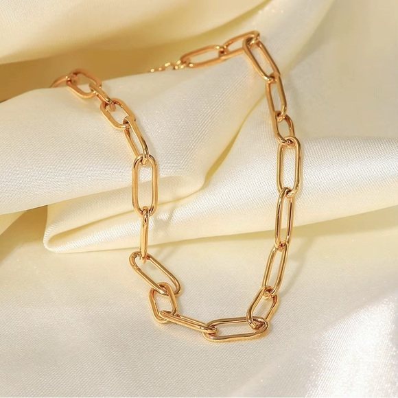 18K Gold Plated Chain Bracelet - Picture 4 of 9